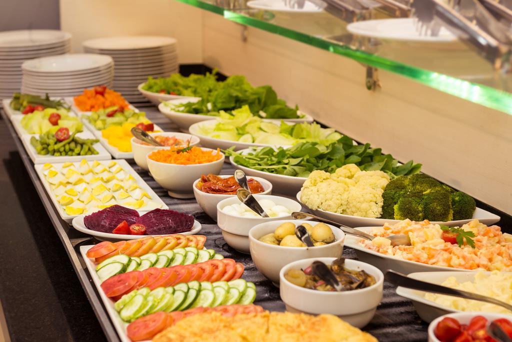 Hotel Kk Itu Ngoại thất bức ảnh