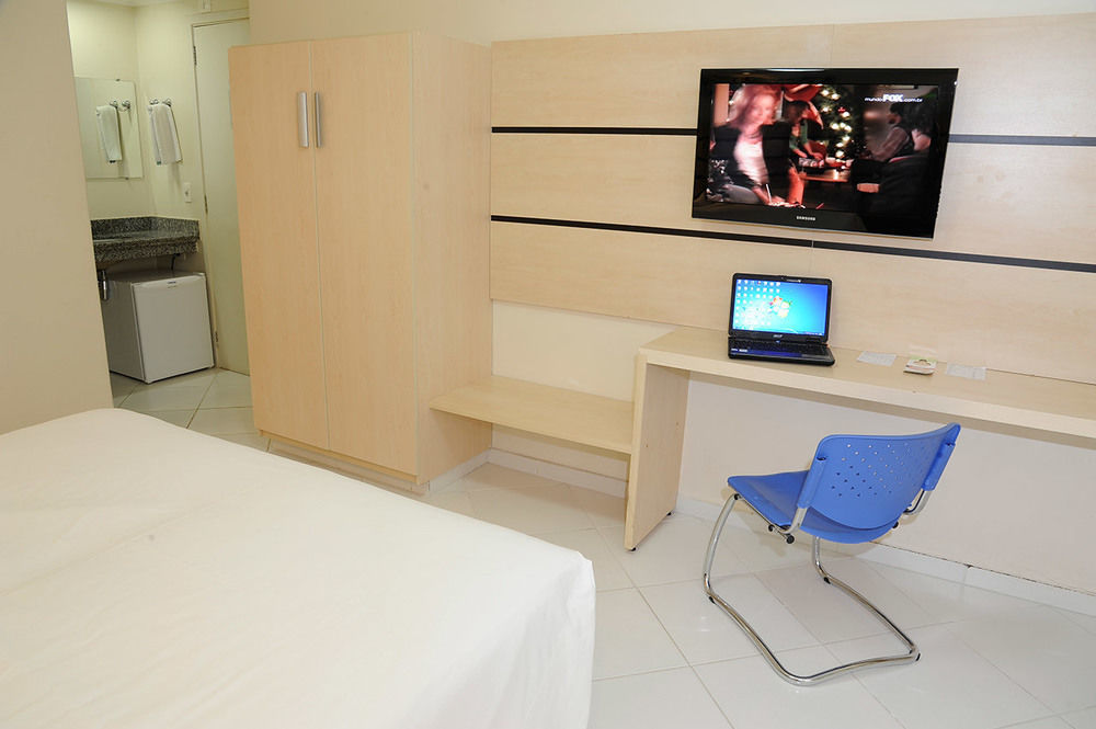 Hotel Kk Itu Ngoại thất bức ảnh