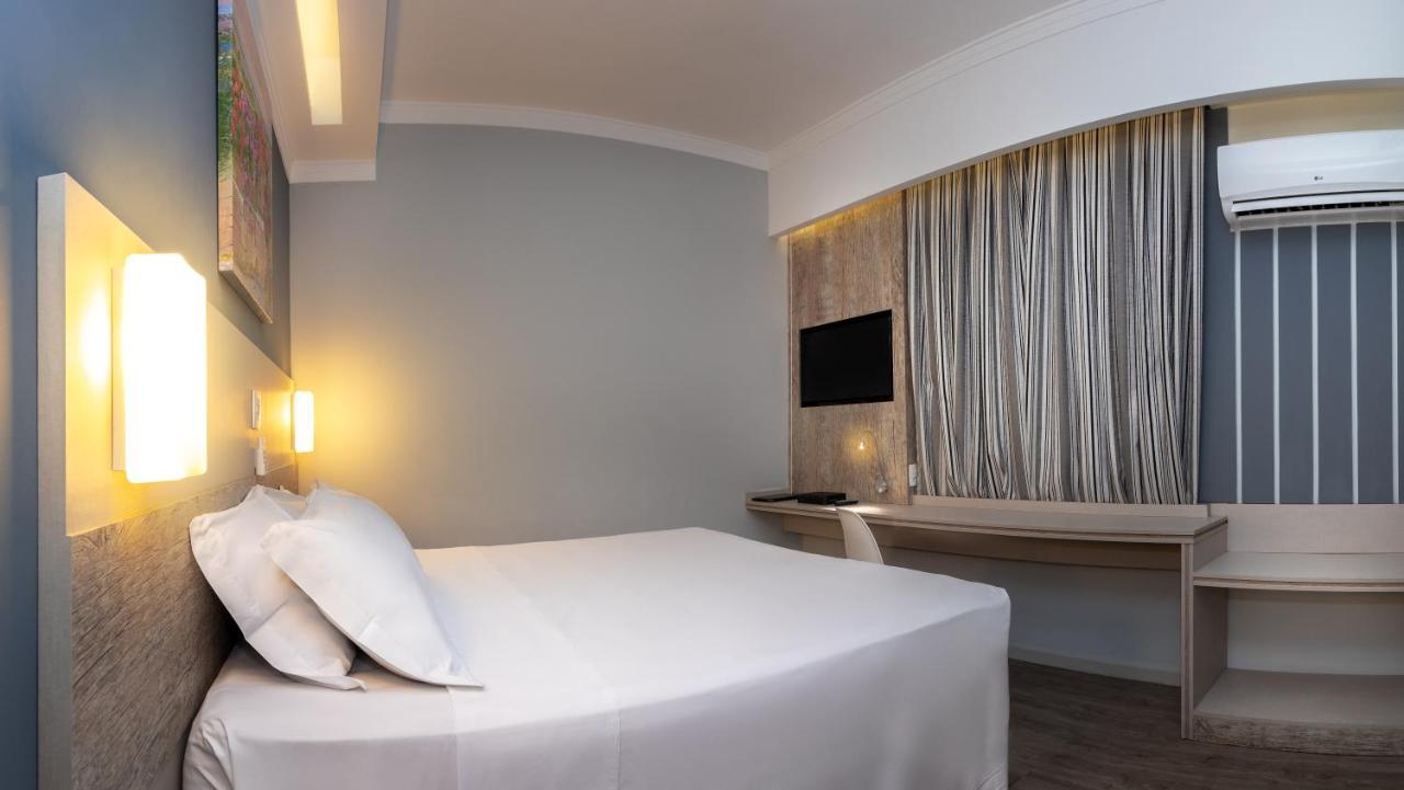 Hotel Kk Itu Ngoại thất bức ảnh